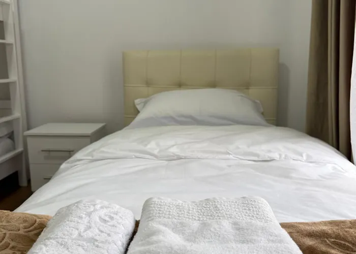 Kevin Hostel Τίρανα